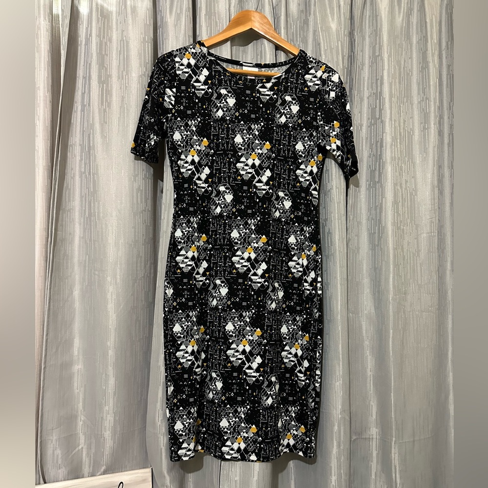 LulaRoe | Black Julia Dress Sz Small